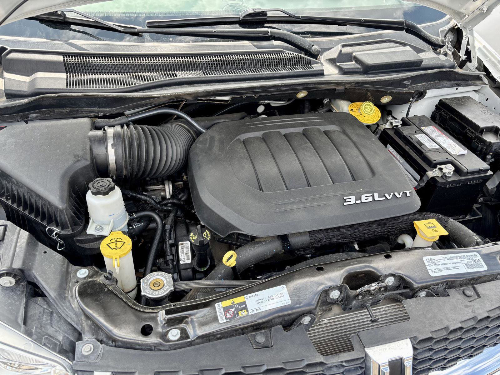 Used 2017 Dodge Grand Caravan SE image 19