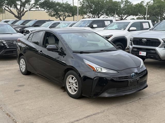 Used 2019 Toyota Prius LE image 3