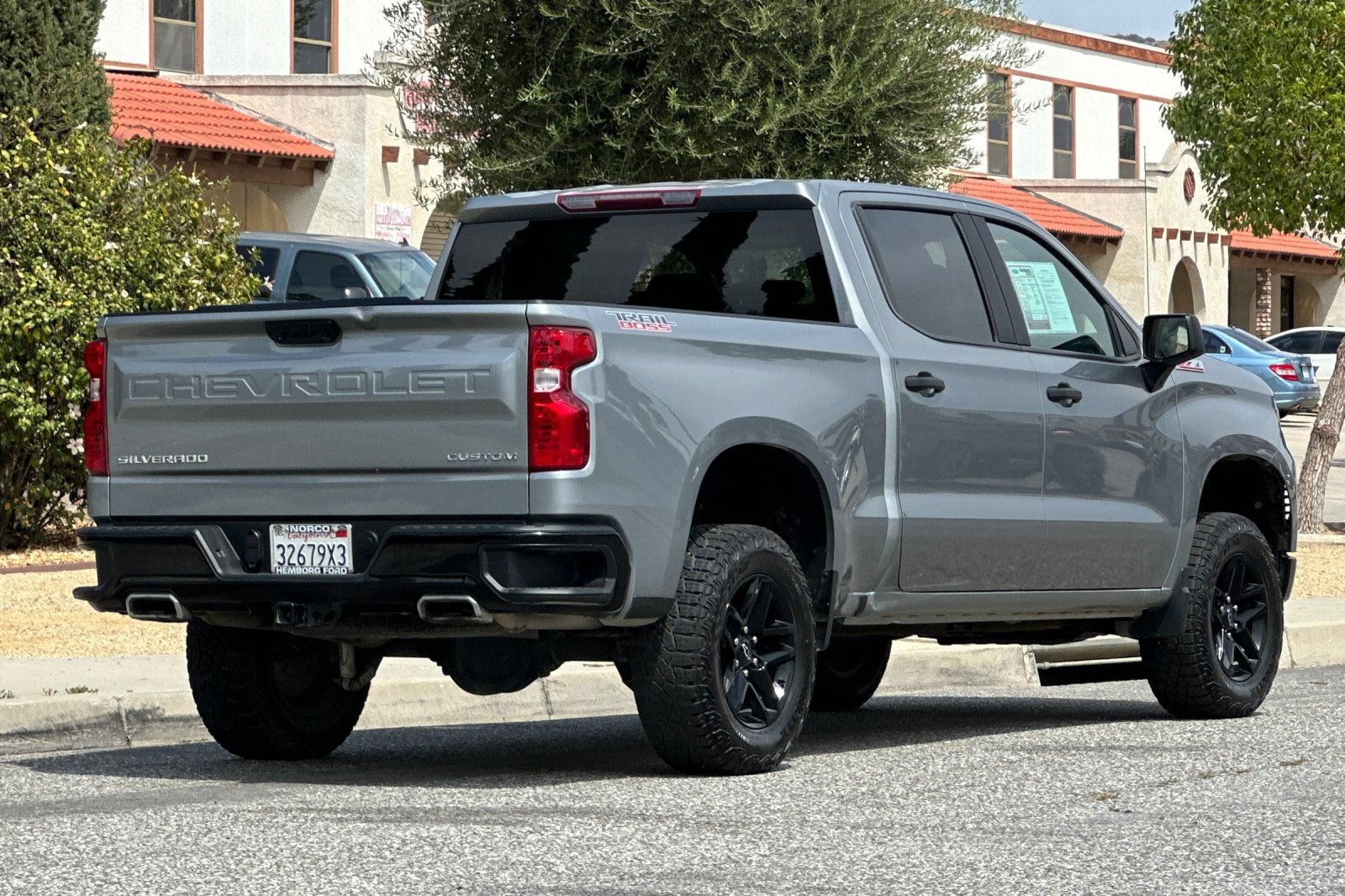 Used 2024 Chevrolet Silverado 1500 Custom Trail Boss AWD/4WD image 4