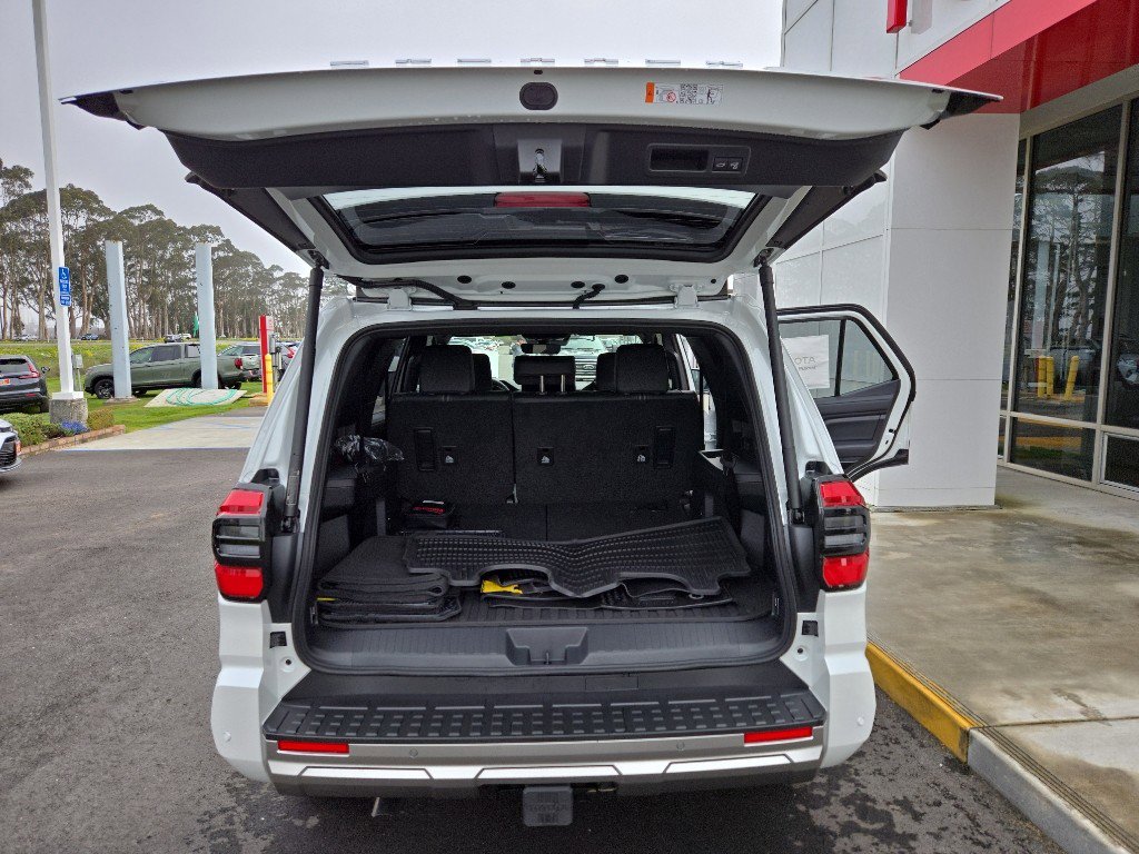 New 2026 Toyota 4Runner Limited image 12