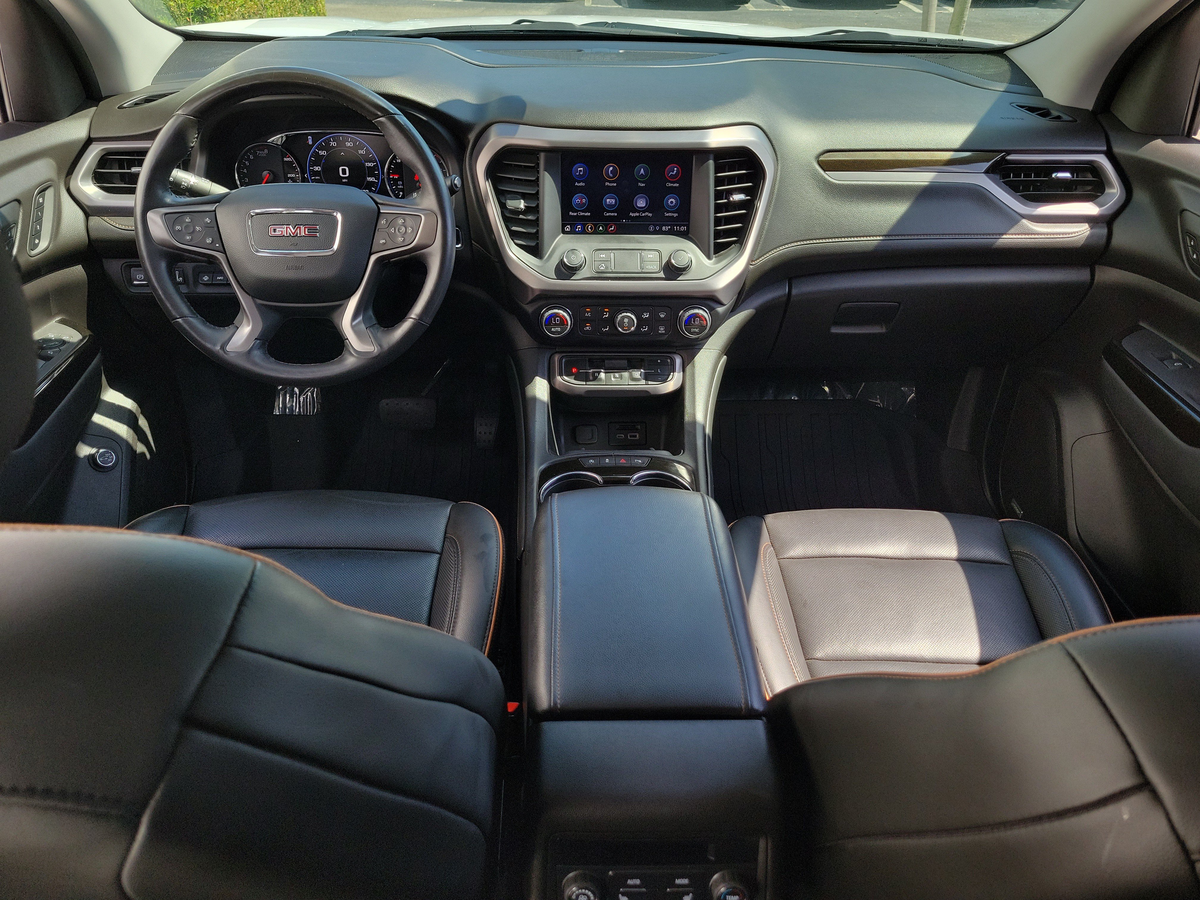 Used 2022 GMC Acadia AT4 w/ Technology Package AWD/4WD image 17