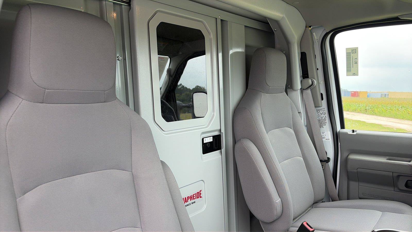 New 2027 Ford E-350 and Econoline 350 Super Duty w/ Power Equipment Group RWD image 16