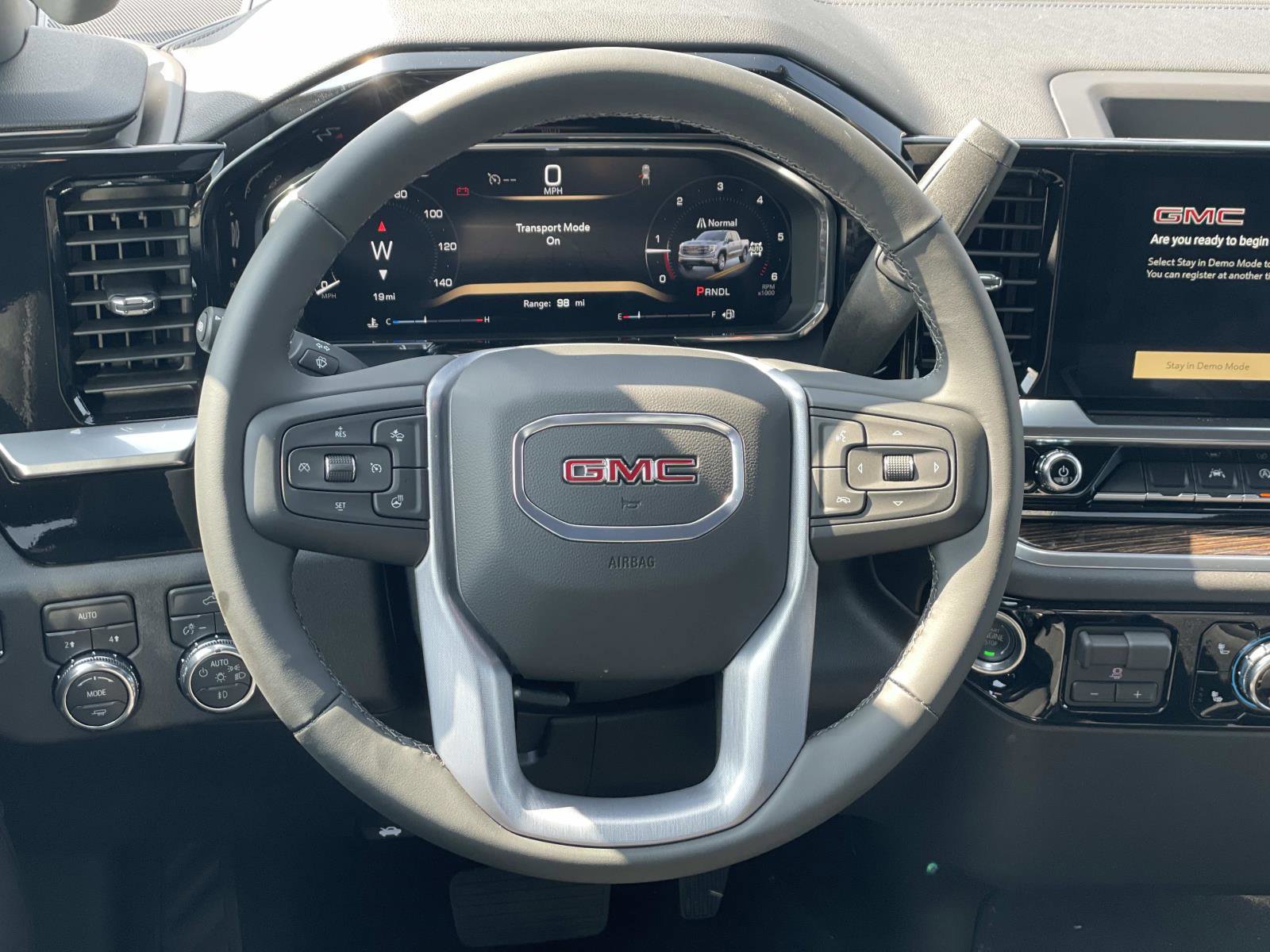 New 2026 GMC Sierra 1500 Elevation image 10