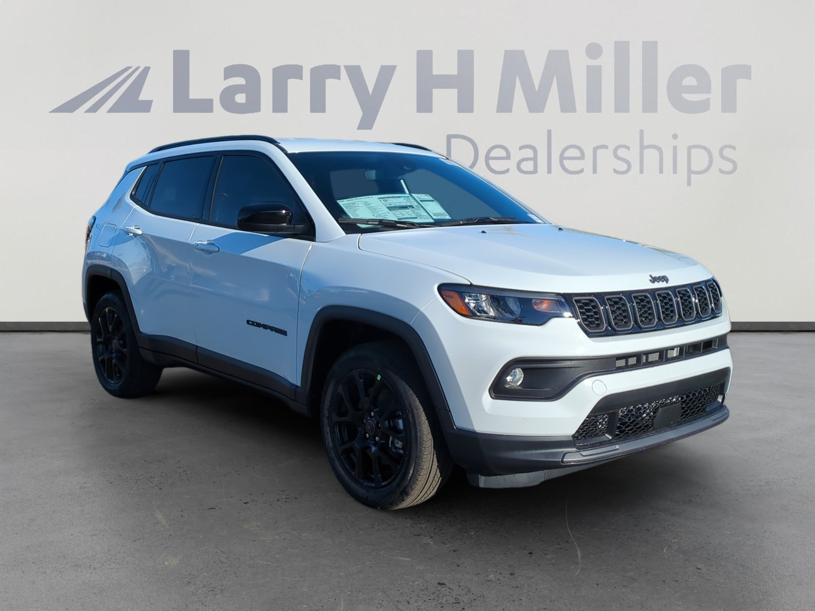 New 2026 Jeep Compass Latitude image 7