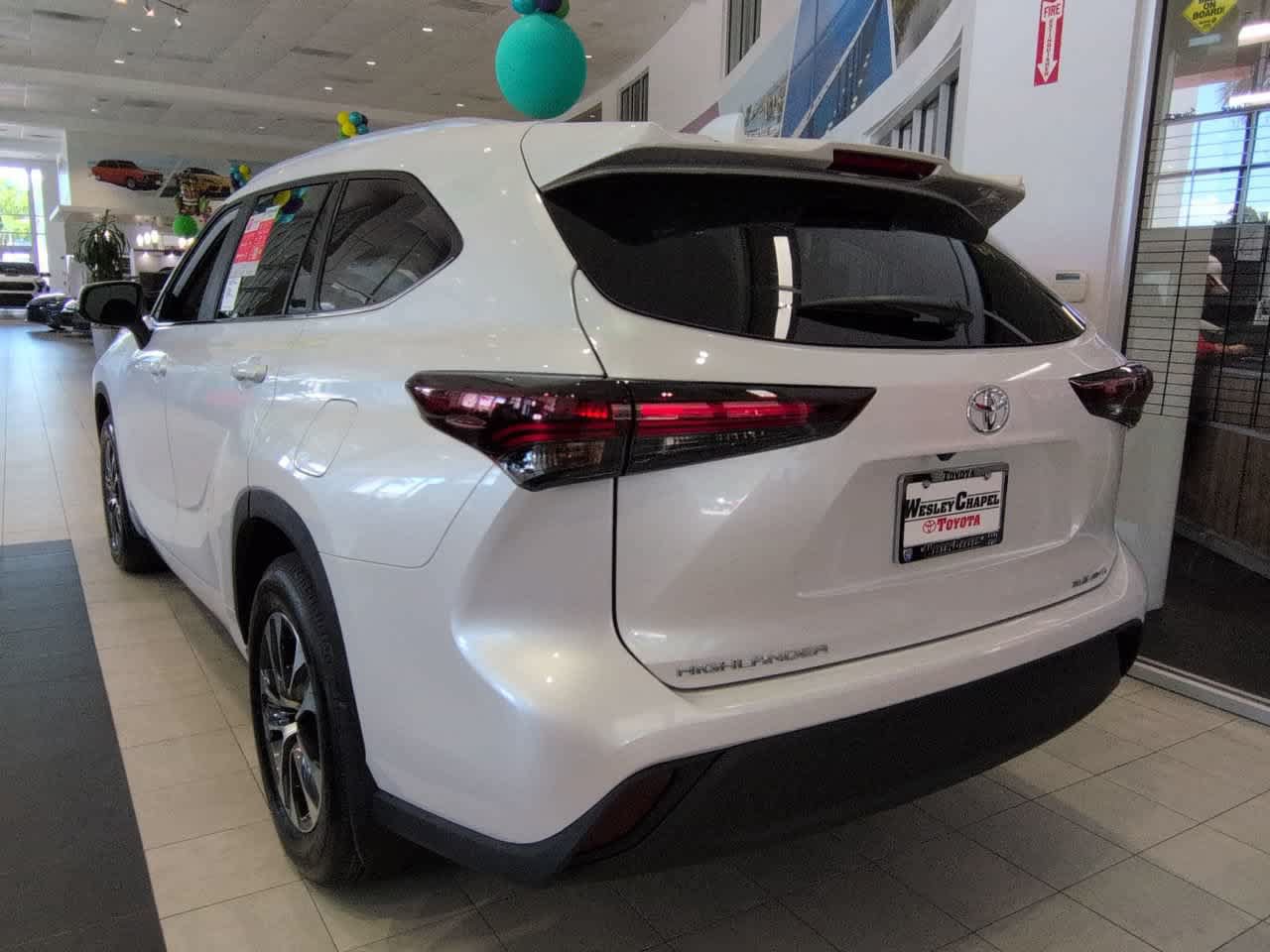 New 2026 Toyota Highlander XLE AWD/4WD image 4