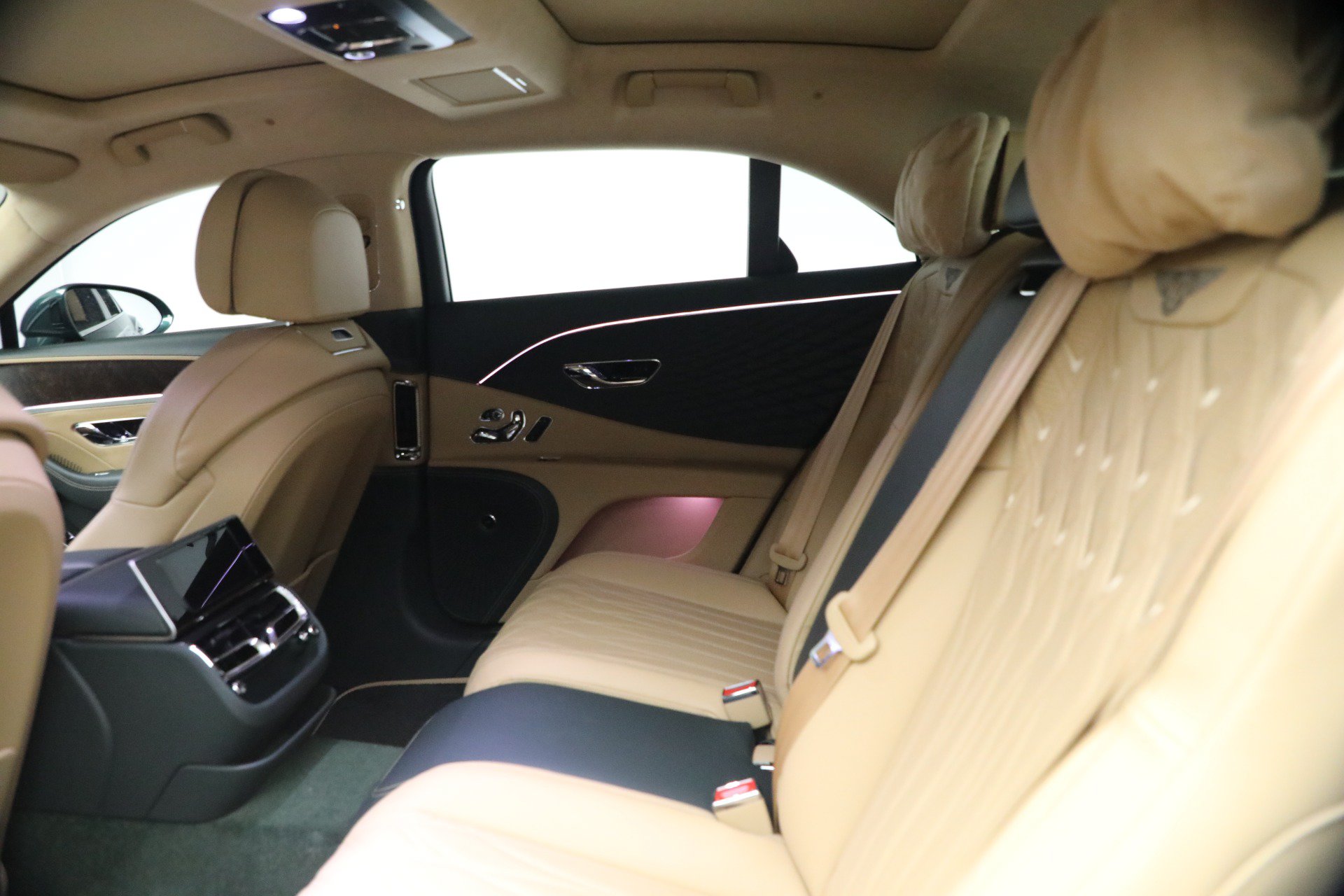 New 2027 Bentley Flying Spur AWD/4WD image 23