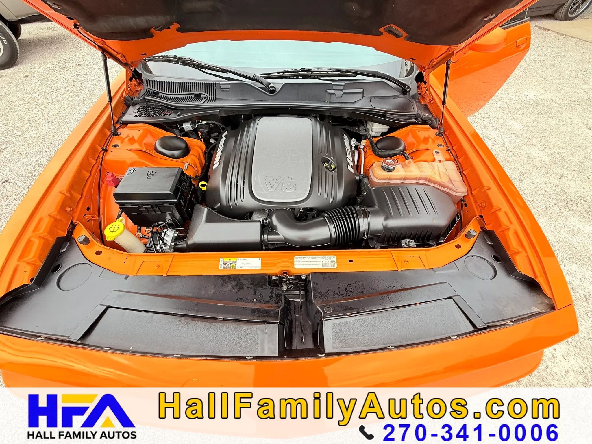 Used 2014 Dodge Challenger R/T RWD image 31