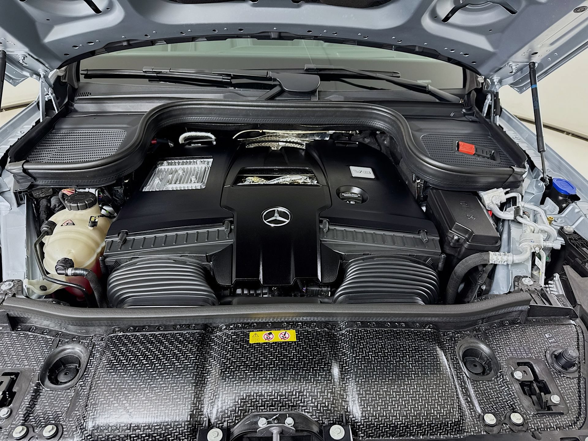 Used 2026 Mercedes-Benz GLS 580 4MATIC image 34