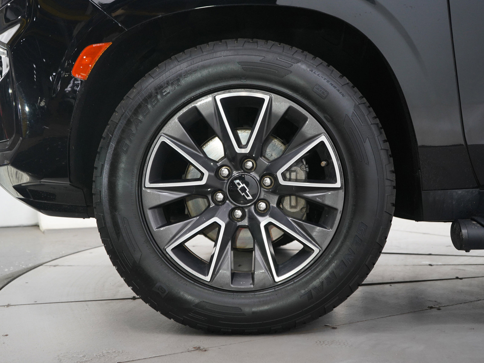 Used 2021 Chevrolet Tahoe Z71 w/ Luxury Package image 34