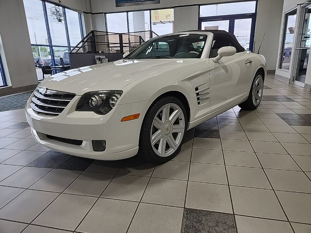 Used 2005 Chrysler Crossfire Limited RWD image 7