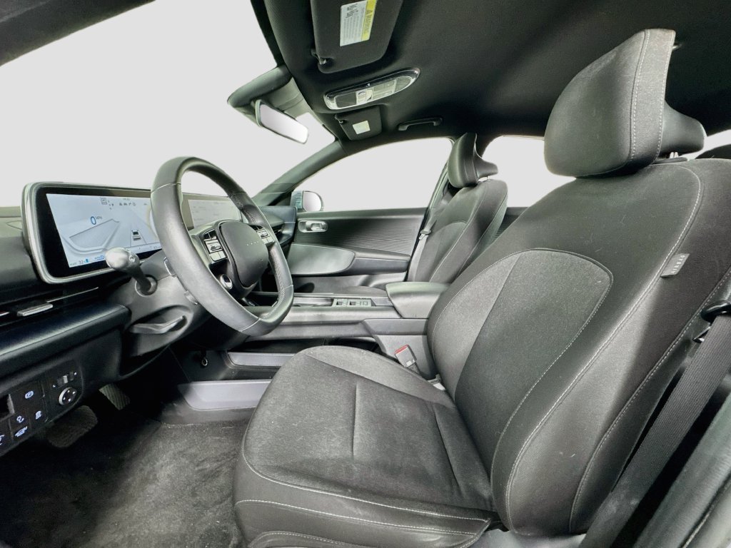Used 2024 Hyundai Ioniq 6 SE AWD/4WD image 12
