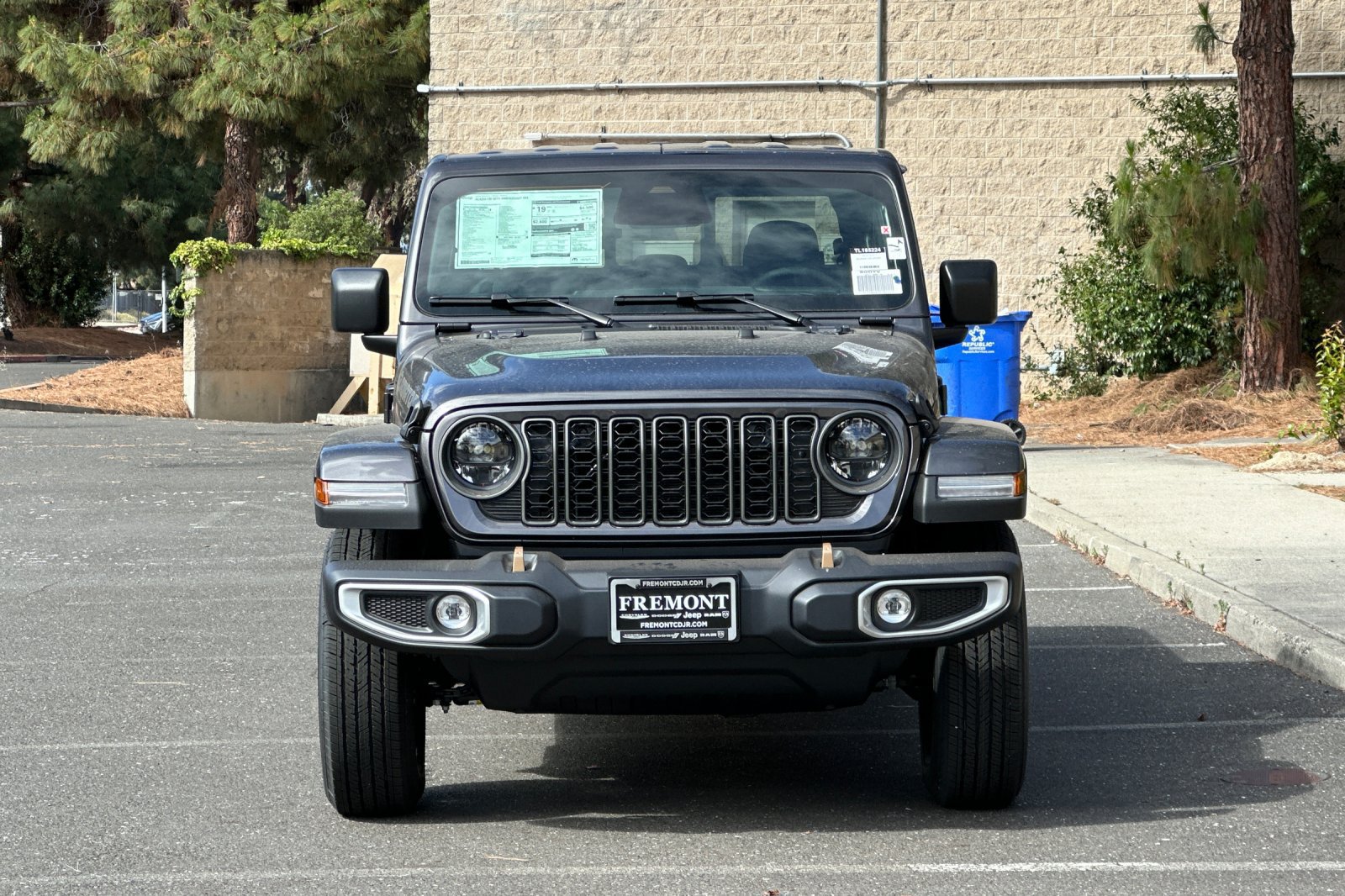 New 2026 Jeep Gladiator Sport AWD/4WD image 8