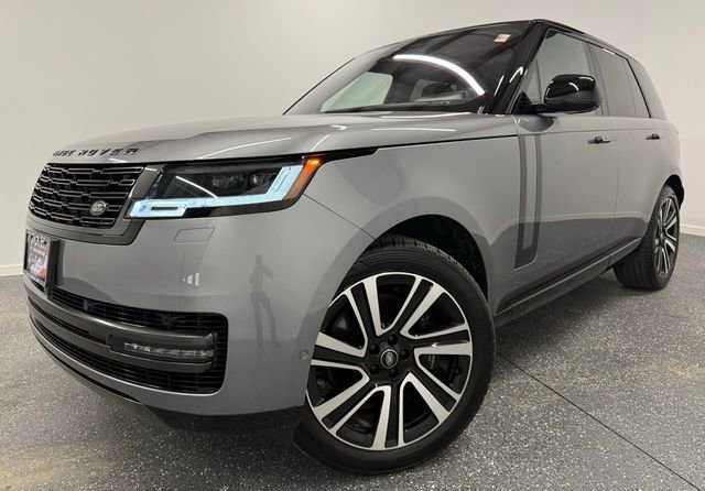 Used 2023 Land Rover Range Rover SE image 4