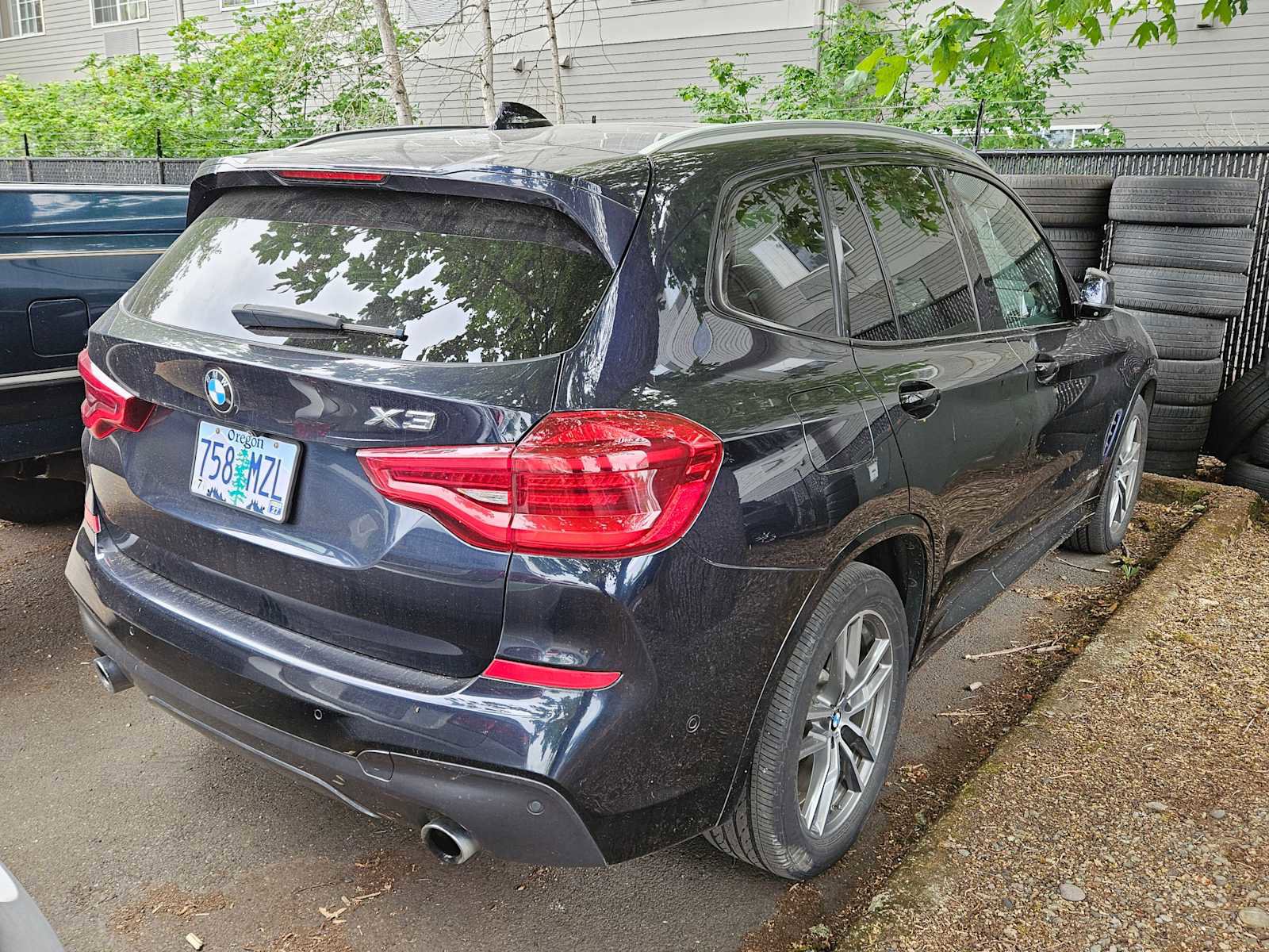 Used 2018 BMW X3 xDrive30i AWD/4WD image 3
