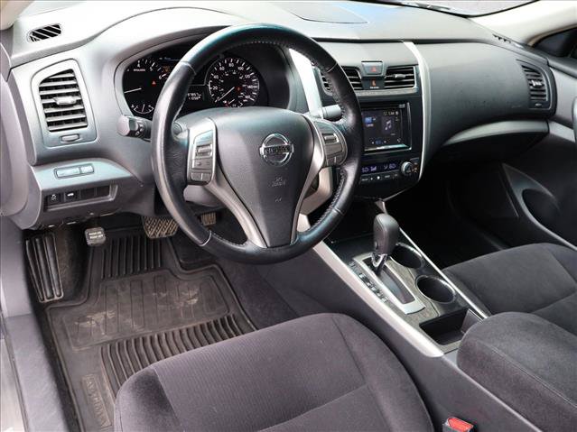 Used 2013 Nissan Altima 2.5 SV FWD image 11