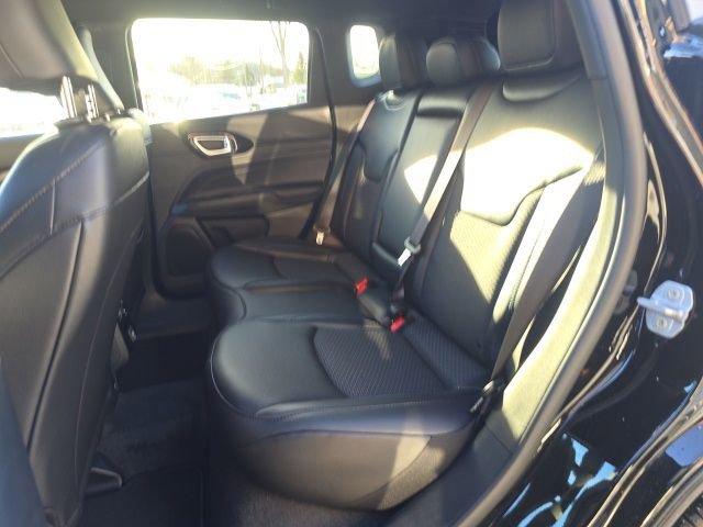 New 2026 Jeep Compass Latitude AWD/4WD image 24