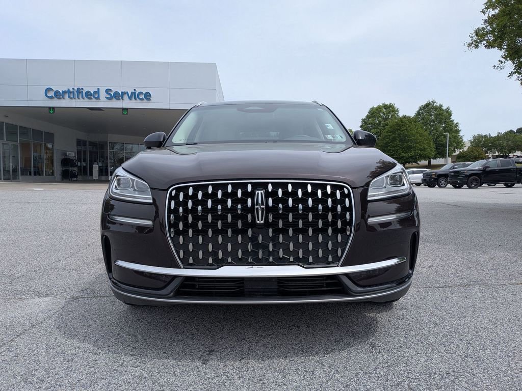 Used 2023 Lincoln Corsair Reserve image 3