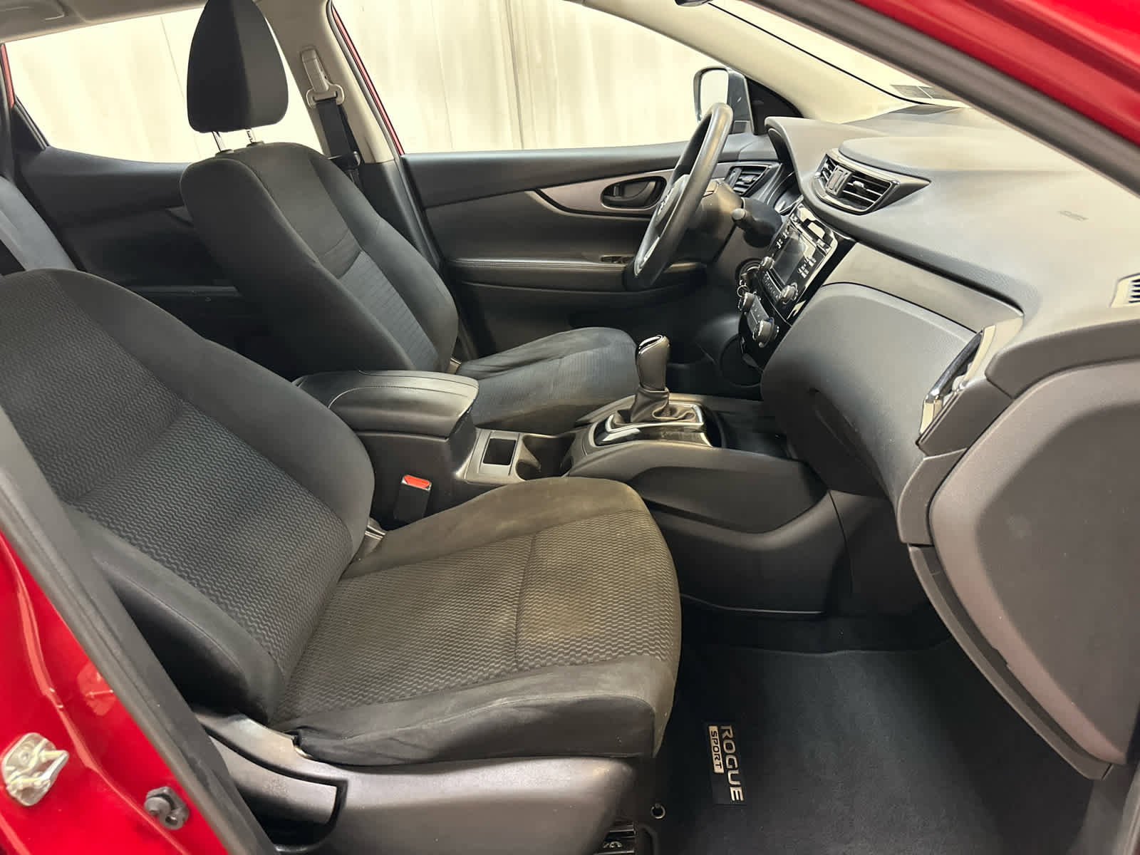Certified 2018 Nissan Rogue Sport S w/ S Appearance Package AWD/4WD image 13