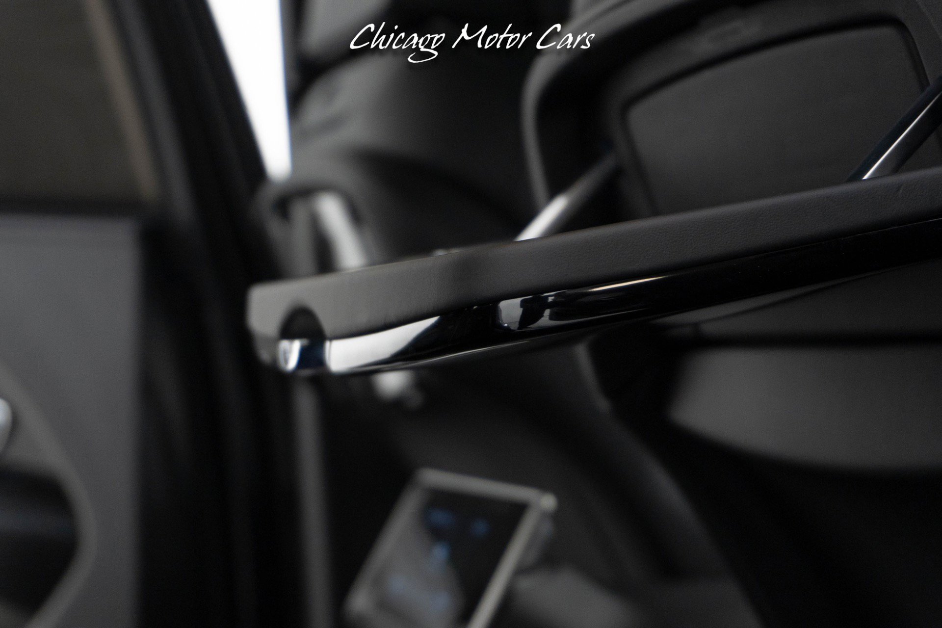 Used 2023 Bentley Bentayga Extended Wheelbase image 51