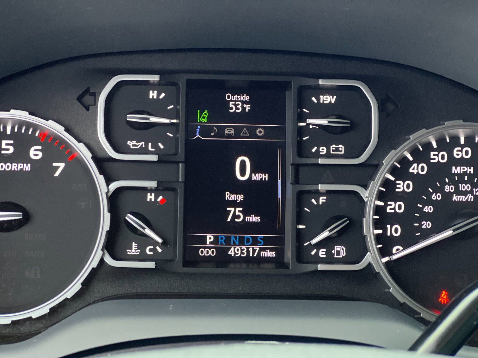 Used 2018 Toyota Tundra SR5 image 25