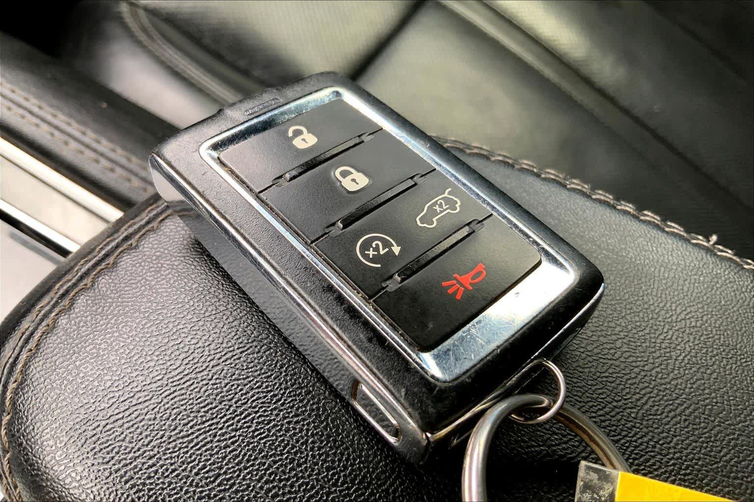Used 2022 Jeep Wagoneer Series I RWD image 14