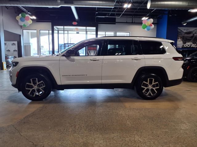 Used 2025 Jeep Grand Cherokee L Limited AWD/4WD image 6