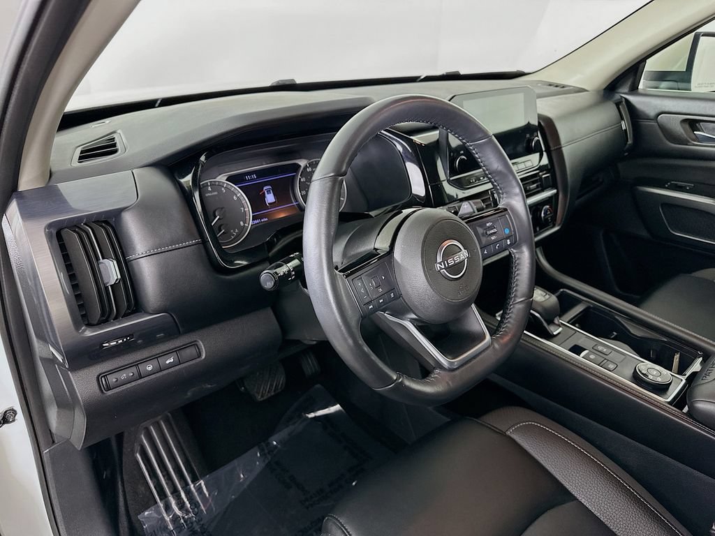 Certified 2024 Nissan Pathfinder SL AWD/4WD image 15