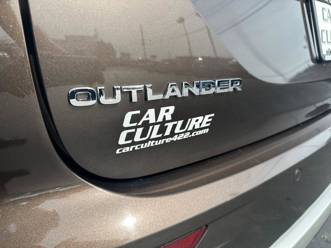 Used 2022 Mitsubishi Outlander SEL AWD/4WD image 79