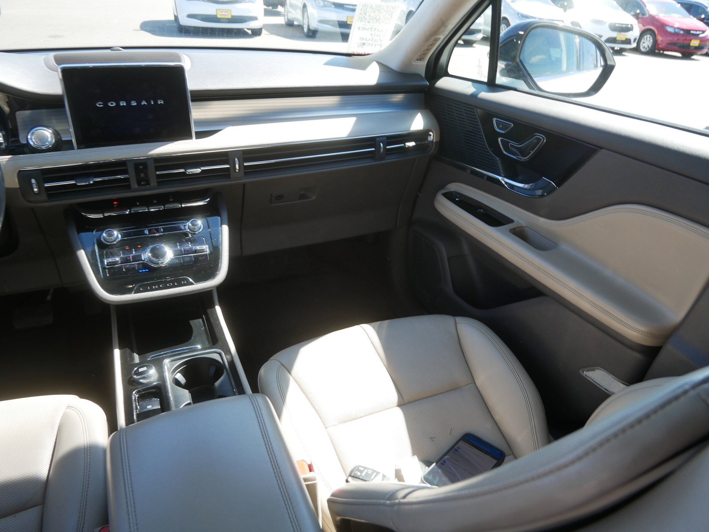 Used 2021 Lincoln Corsair AWD w/ Premium Package image 11