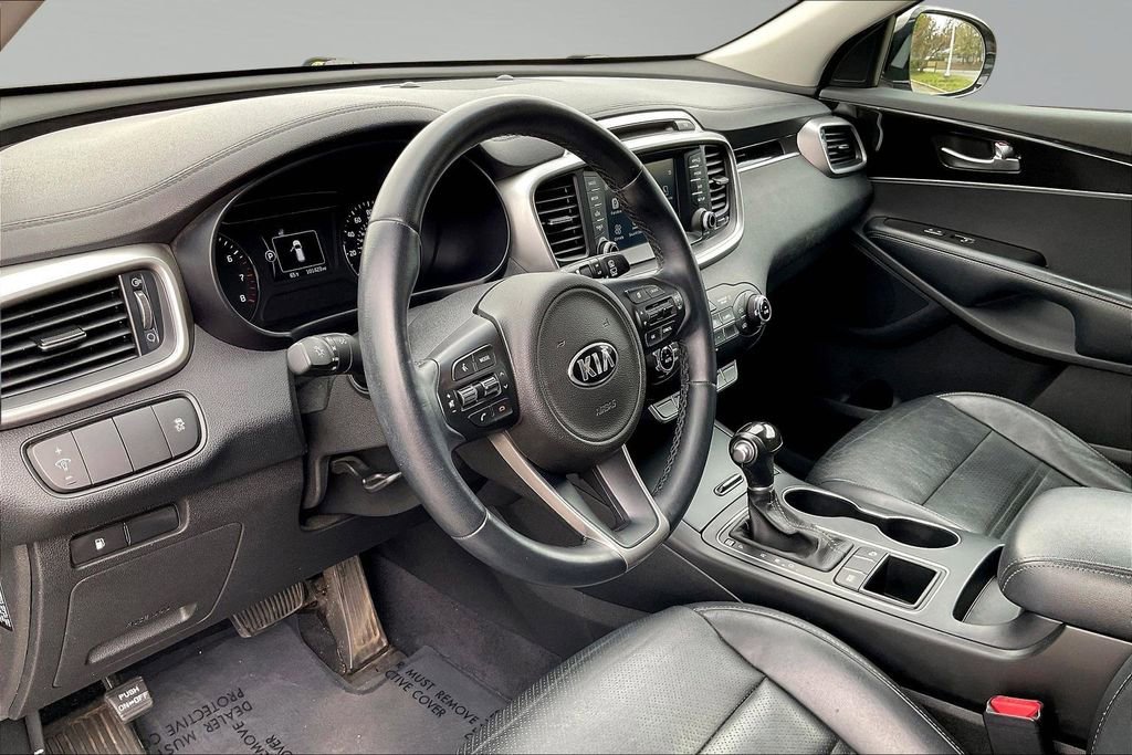 Used 2017 Kia Sorento FWD w/ LX Convenience Package image 14