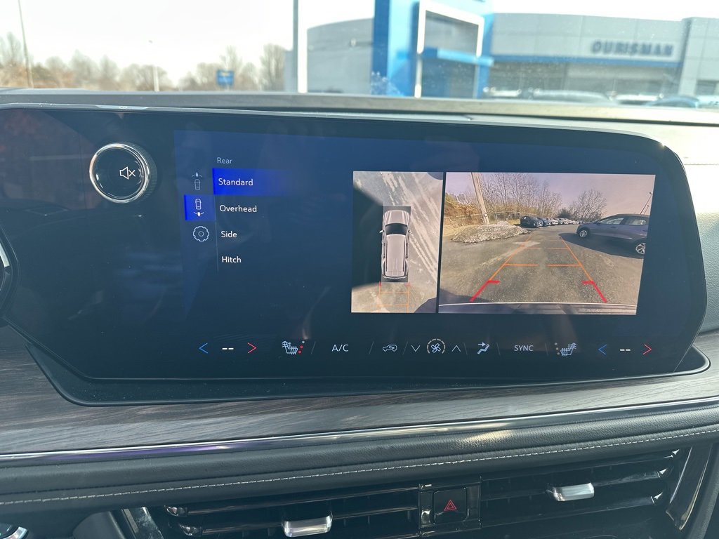 Used 2025 Chevrolet Tahoe LT image 19