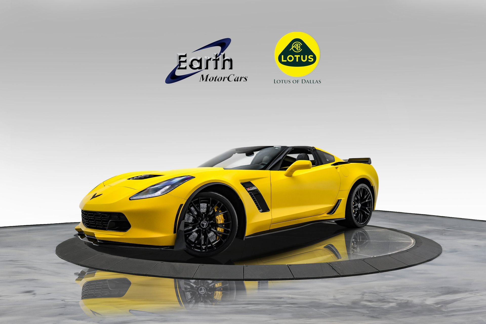 Used 2015 Chevrolet Corvette Z06 w/ 3LZ Preferred Equipment Group
