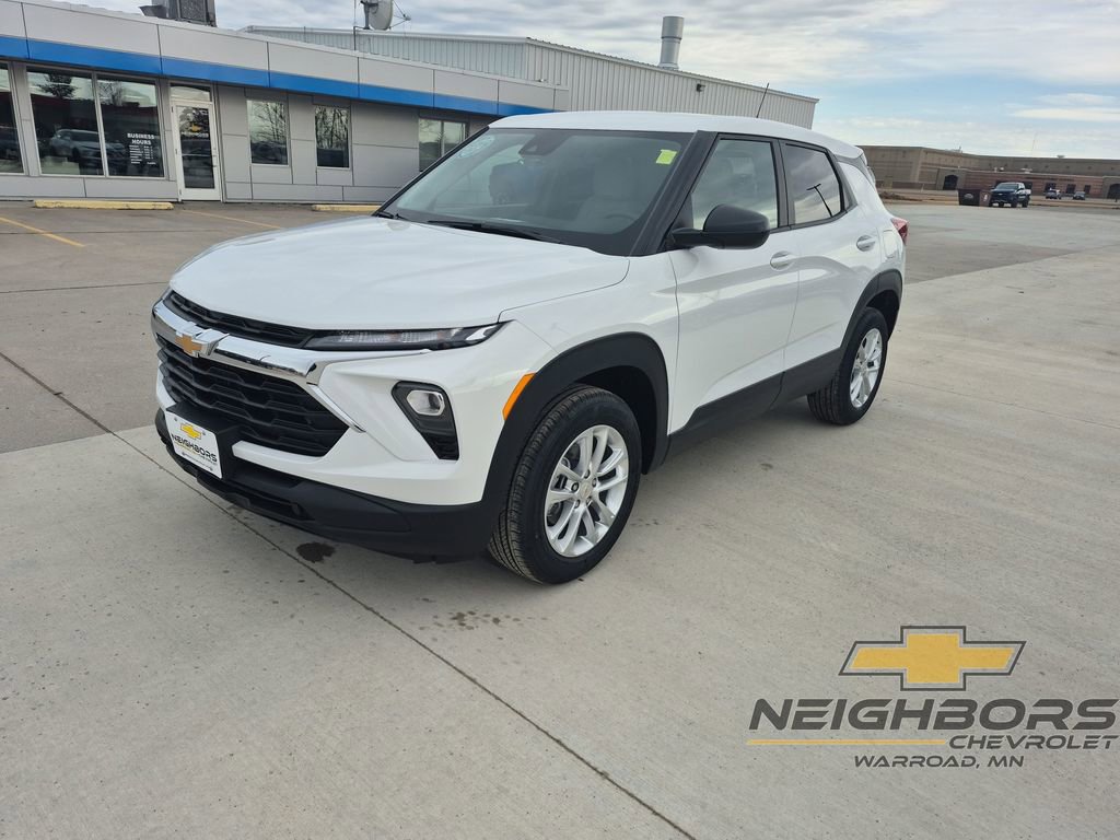 New 2026 Chevrolet TrailBlazer LS w/ LS Convenience Package AWD/4WD image 1