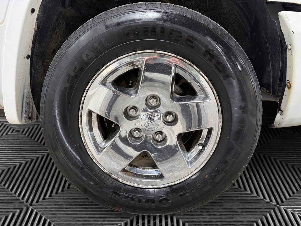 Used 2005 Dodge Dakota Laramie w/ Sport Appearance Group image 11
