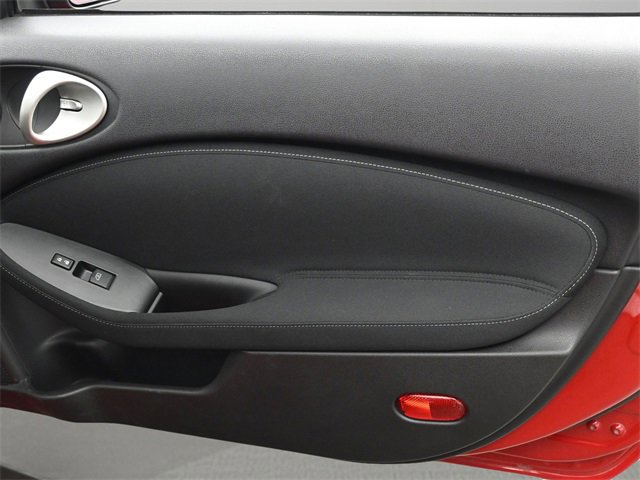 Used 2020 Nissan 370Z w/ Sport Package image 13
