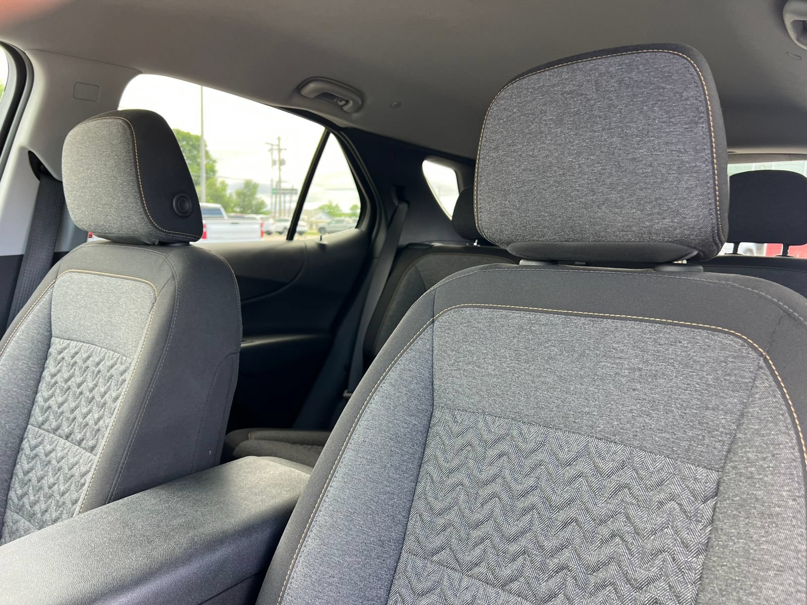 Used 2024 Chevrolet Equinox LT AWD/4WD image 12