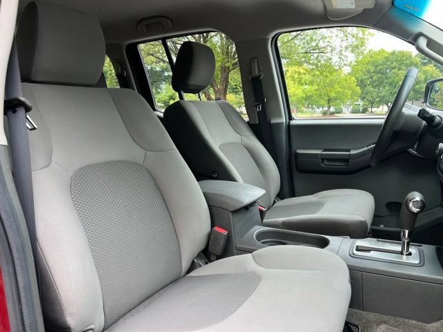 Used 2014 Nissan Xterra S AWD/4WD image 21