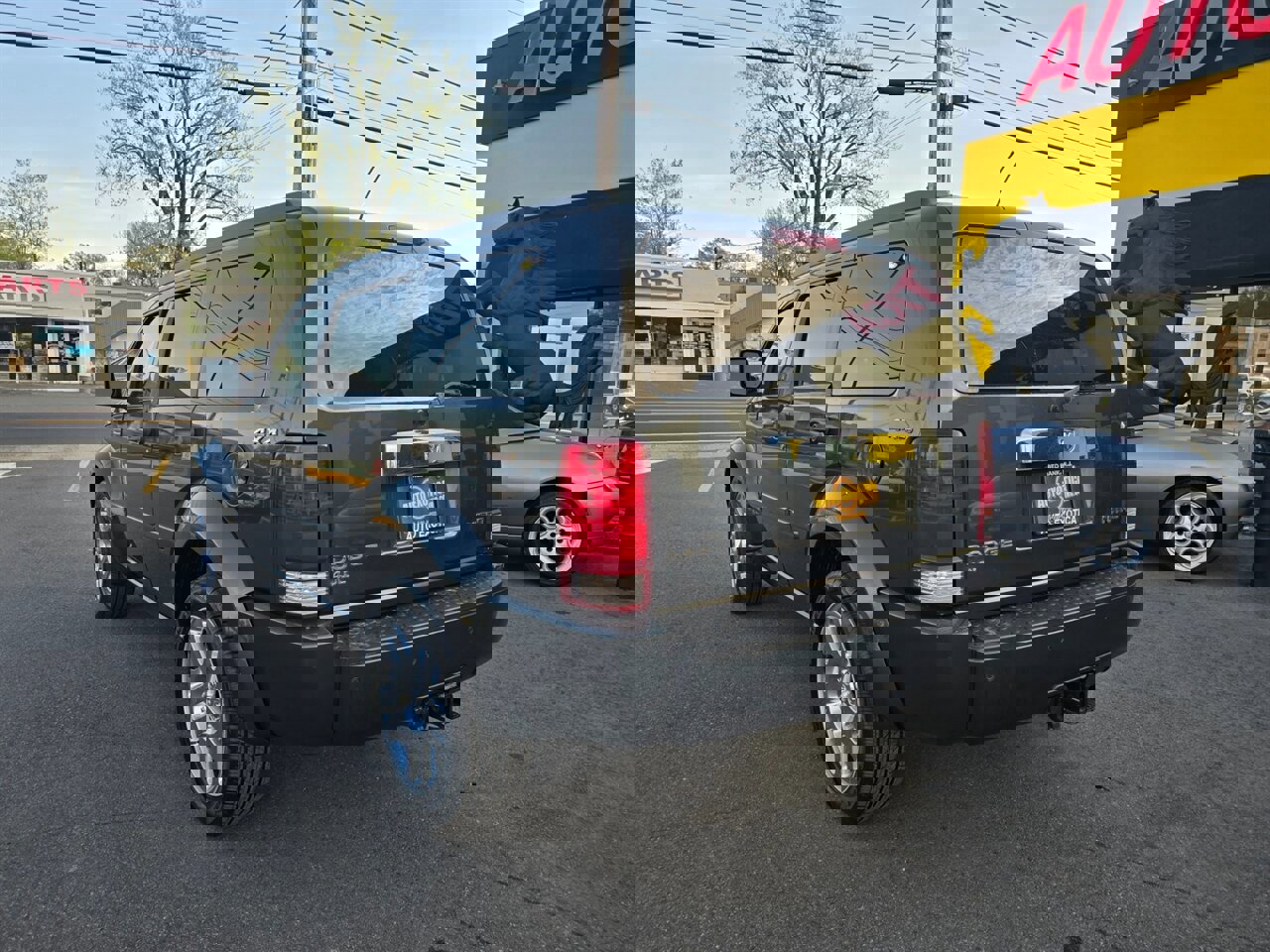 Used 2010 Dodge Nitro Detonator AWD/4WD image 2