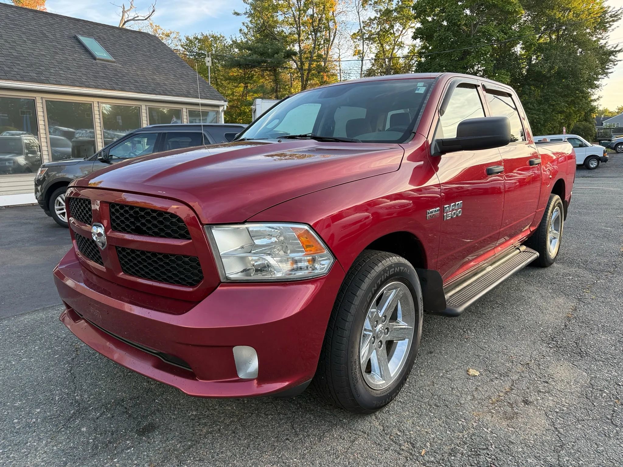 Used 2015 RAM 1500 Express image 3