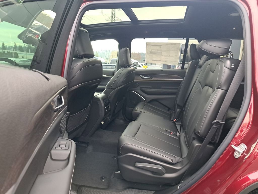 New 2025 Jeep Grand Cherokee L Limited w/ Luxury Tech Group II image 13