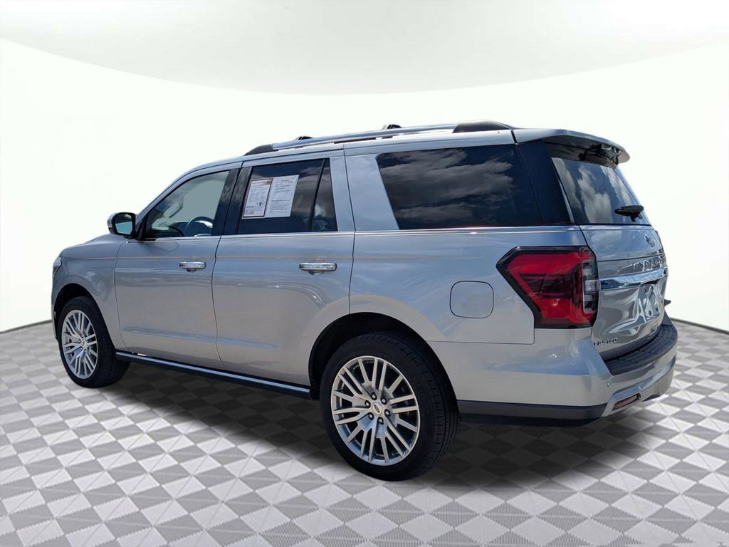 Used 2024 Ford Expedition Limited AWD/4WD image 5