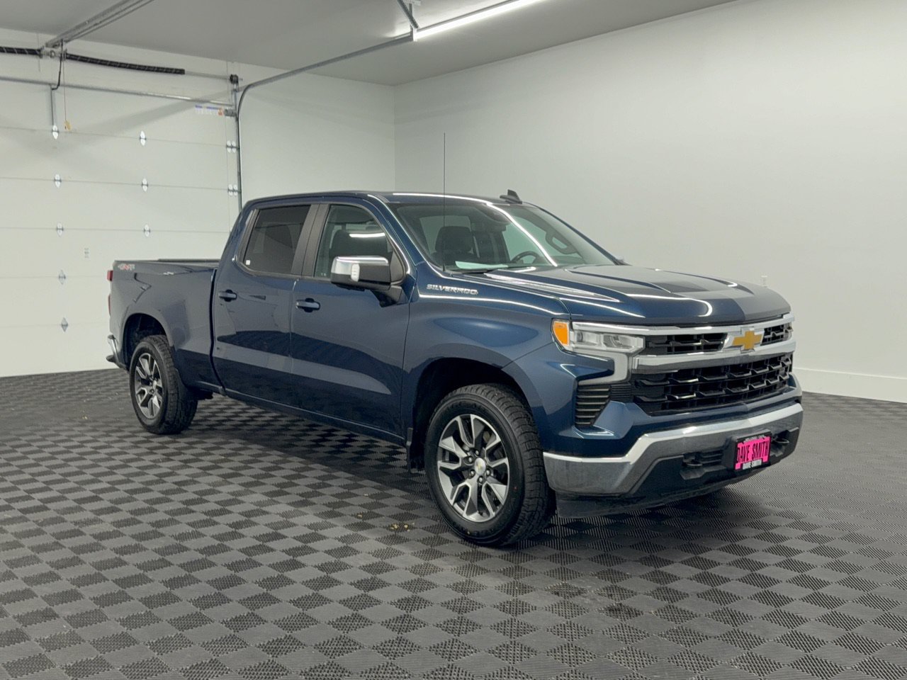 Used 2022 Chevrolet Silverado 1500 LT w/ All Star Edition Plus AWD/4WD image 7