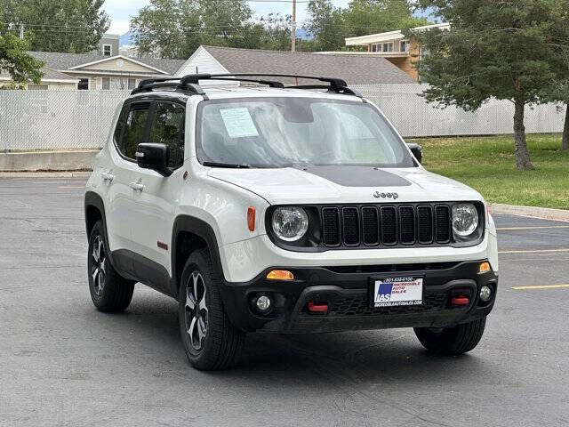 Used 2019 Jeep Renegade Trailhawk image 2