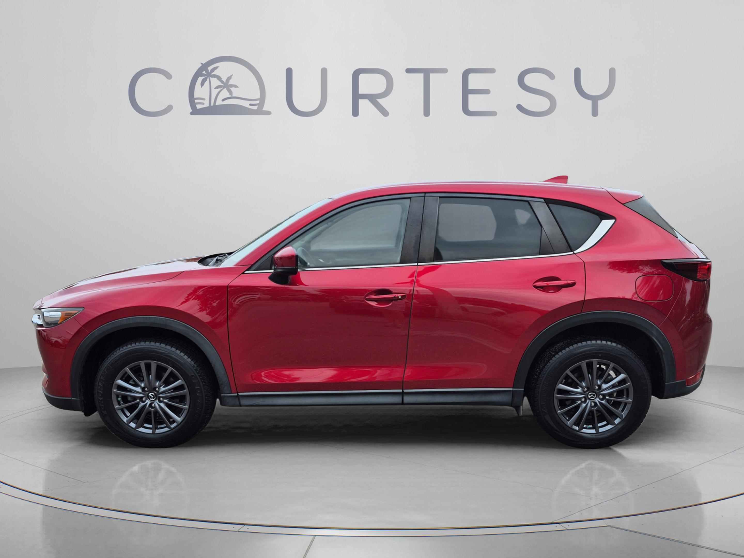 Used 2020 MAZDA CX-5 Touring FWD image 2