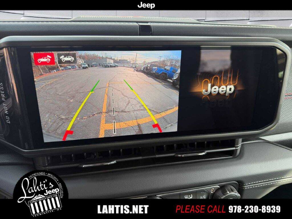 New 2026 Jeep Wrangler Rubicon AWD/4WD image 15
