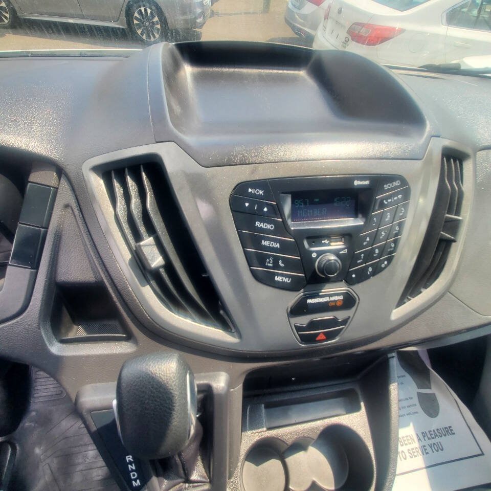 Used 2019 Ford Transit 250 148 Medium Roof RWD image 24