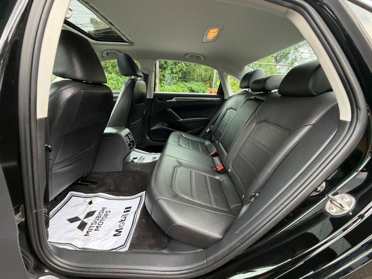 Used 2016 Volkswagen Passat 1.8T SE FWD image 29