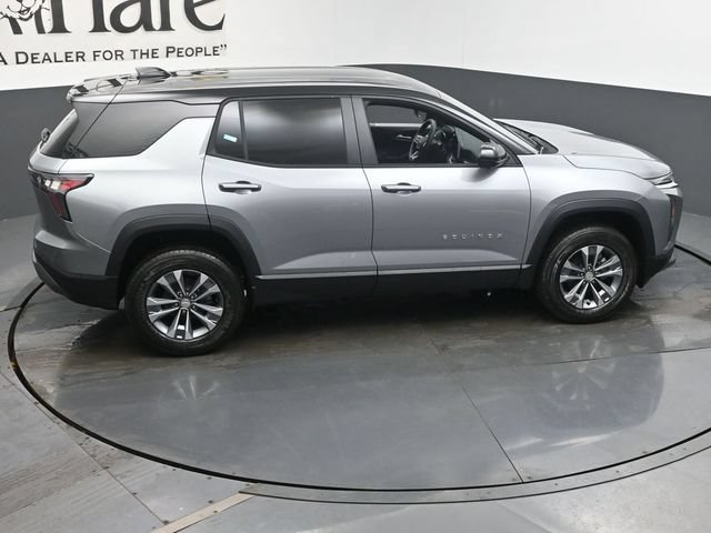 New 2026 Chevrolet Equinox LT w/ Safety and Technology Package FWD image 17