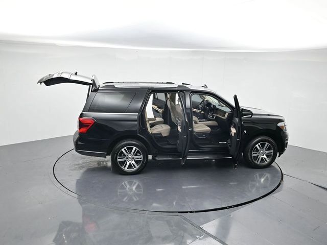 Used 2023 Ford Expedition Limited image 50