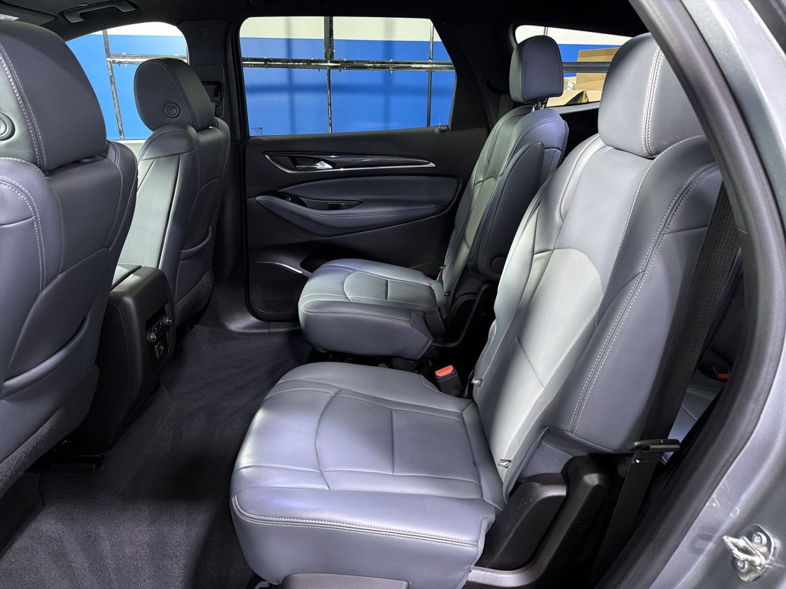 Used 2023 Buick Enclave Essence w/ Experience Buick Package AWD/4WD image 28